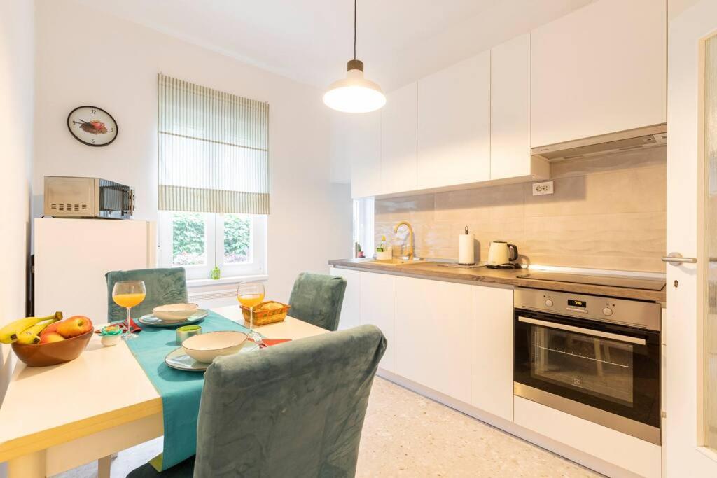 Petrova Street Apartment Загреб Екстериор снимка